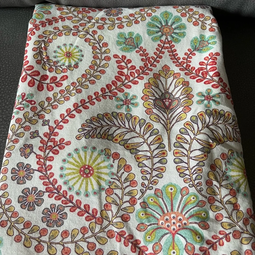 WORLD MARKET FABRIC SHOWER CURTAIN - Picture 2 of 8